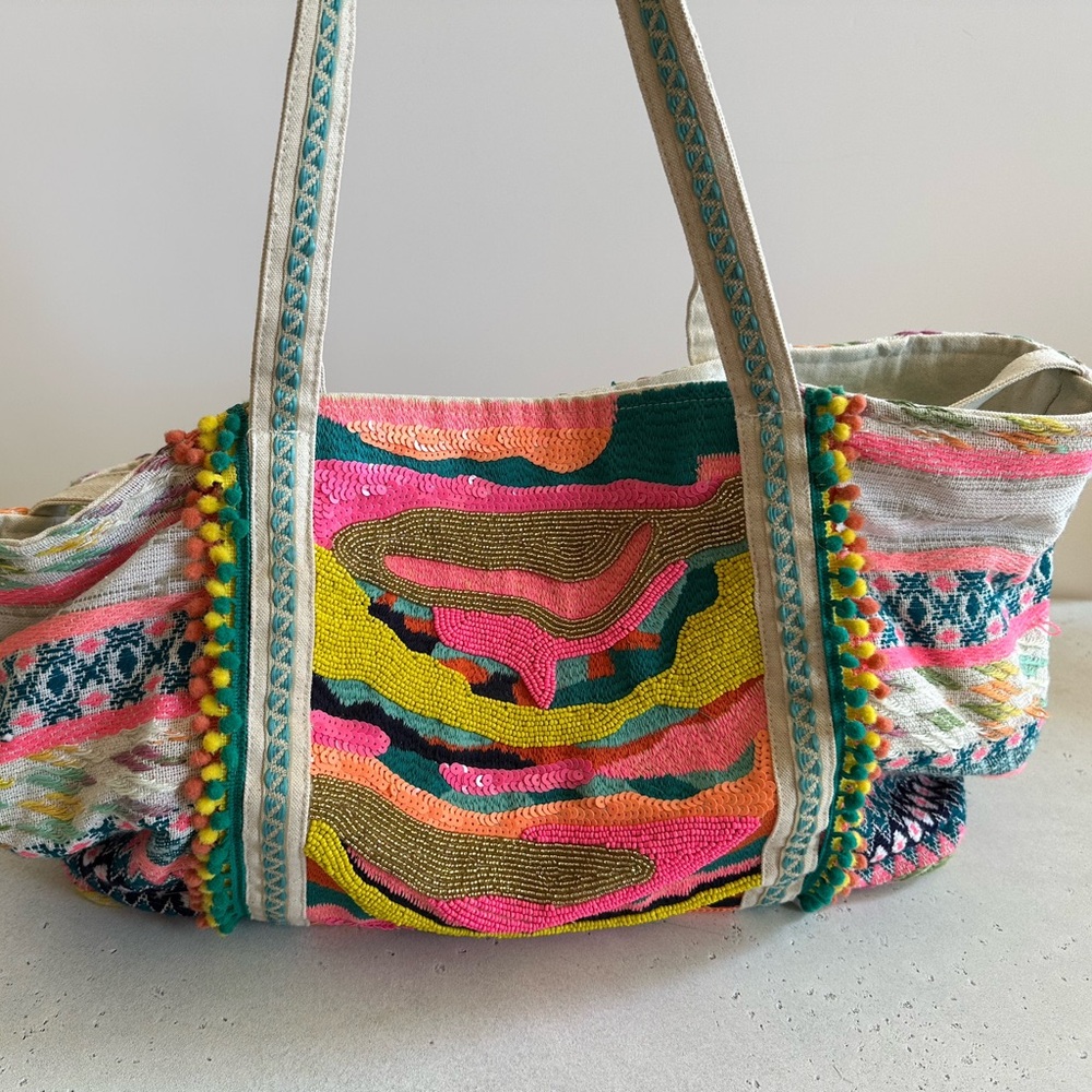 Daphne America & Beyond Tote Bag